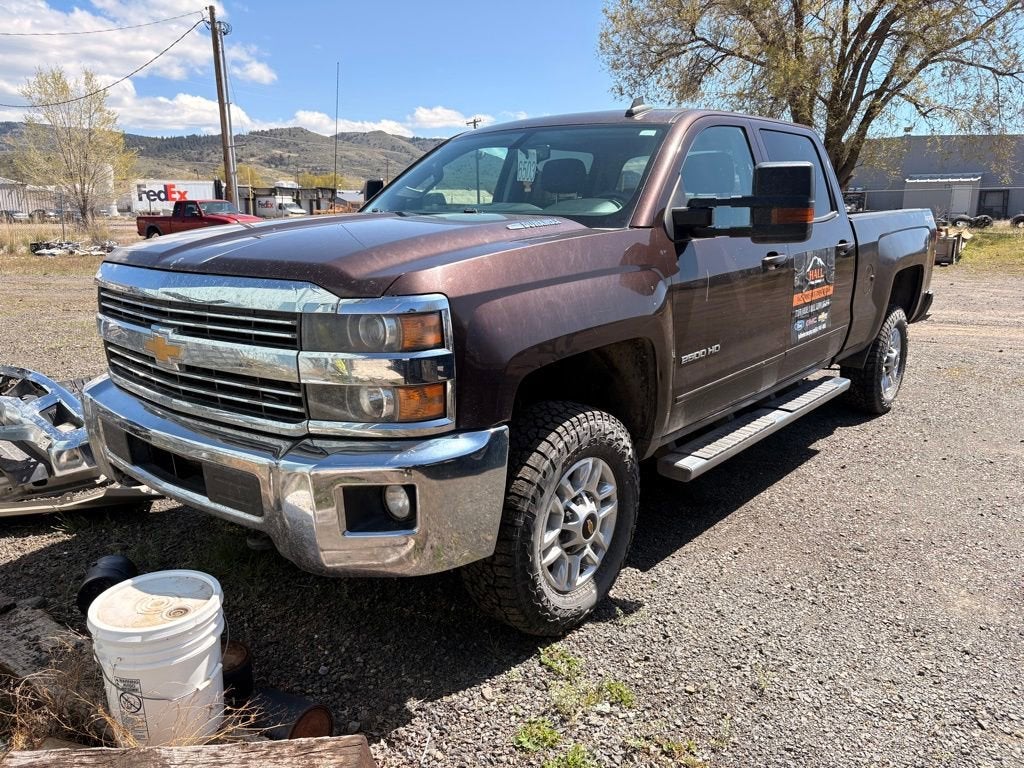 2016 Chevrolet Silverado HD LT 4WD Crew Cab Standard Box's photo