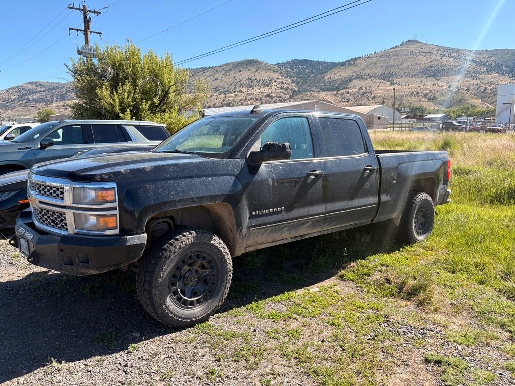 2015 Chevrolet Silverado 1500 LT 4X4 Crew Cab Short Box's photo