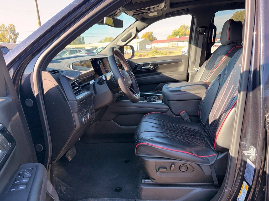 2025 Chevrolet Tahoe RST