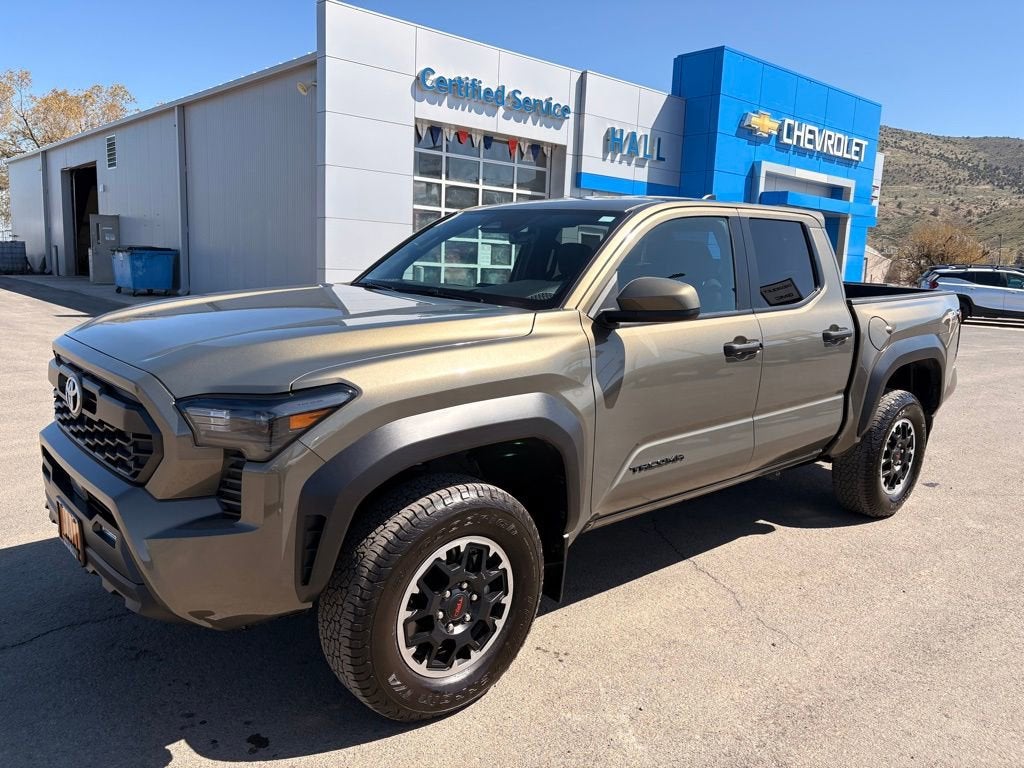 2024 Toyota Tacoma 4WD SR5